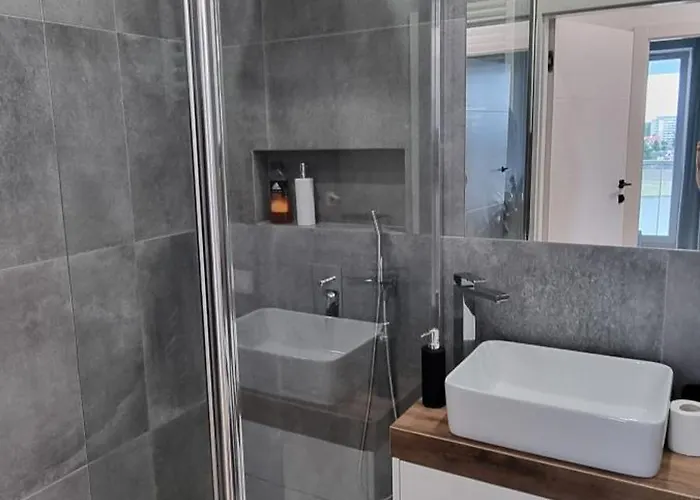 Nad Mostami Apartment